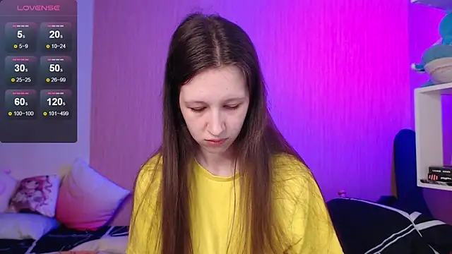 Snapshot of ur_kitty__ chatting on 09-22-25, 01:35 ur kitty online show from 09-22-25, 01:35