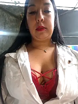 Snapshot of Bella_keny chatting on 11-12-25, 06:19 Bella keny online show from 11-12-25, 06:19