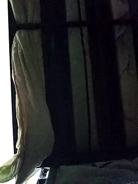 Snapshot of freddywwm chatting on 10-10-25, 08:30 freddywwm online show from 10-10-25, 08:30