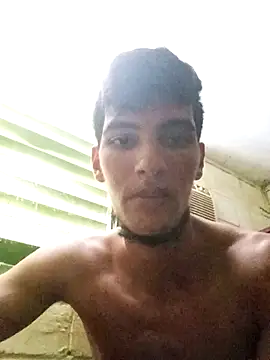 Snapshot of freddywwm chatting on 04-06-26, 04:08 freddywwm online show from 04-06-26, 04:08