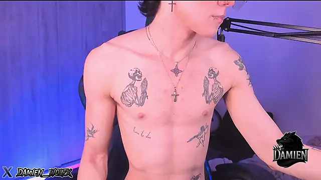 Snapshot of cinnamon_boyxxx chatting on 09-25-25, 01:53 cinnamon boyxxx online show from 09-25-25, 01:53