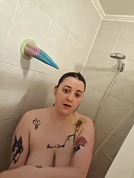 Snapshot of Sora_eroneko chatting on 10-11-25, 04:27 Sora eroneko online show from 10-11-25, 04:27