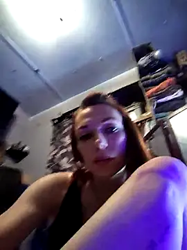 Genevieve143 online show from 11-09-25, 10:52