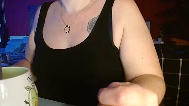 Snapshot of cruellaculdenfer67 chatting on 11-28-25, 09:50 cruellaculdenfer67 online show from 11-28-25, 09:50