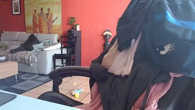 cruellaculdenfer67 online show from 04-21-26, 07:25