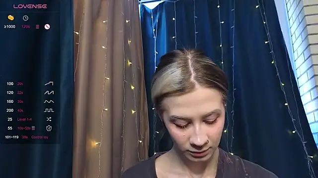 christy memeow online show from 04-12-26, 01:16