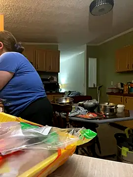 velvetta  online show from 10-13-25, 10:32