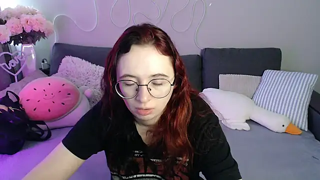 Mini Diva online show from 07-05-26, 08:10