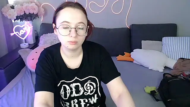 Mini Diva online show from 07-29-26, 08:12