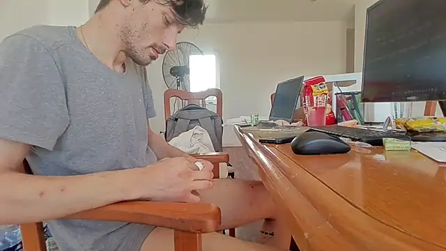 Snapshot of nicolaaaaas chatting on 03-13-25, 12:56 nicolaaaaas online show from 03-13-25, 12:56