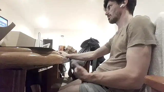 Snapshot of nicolaaaaas chatting on 03-19-25, 04:57 nicolaaaaas online show from 03-19-25, 04:57