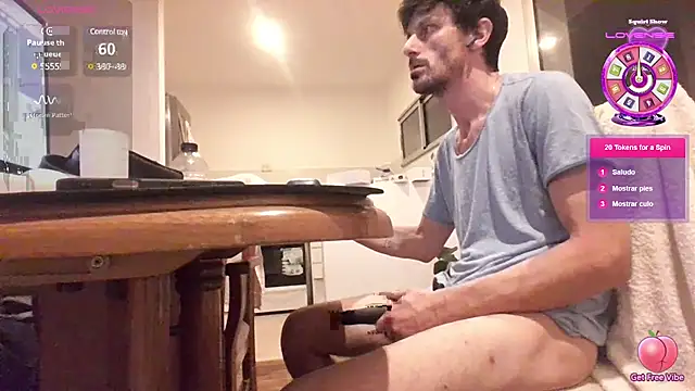 Snapshot of nicolaaaaas chatting on 03-20-25, 12:30 nicolaaaaas online show from 03-20-25, 12:30