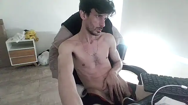 Snapshot of nicolaaaaas chatting on 10-23-25, 01:32 nicolaaaaas online show from 10-23-25, 01:32