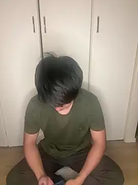 Snapshot of Ken_jp chatting on 12-15-24, 09:53 Ken jp online show from 12-15-24, 09:53