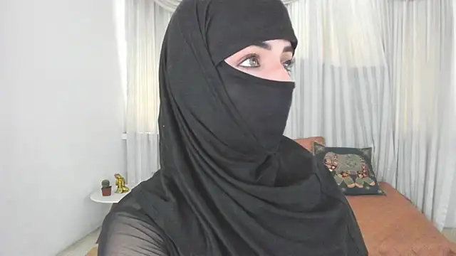 Snapshot of Uzra_hayed chatting on 06-27-26, 02:34 Uzra hayed online show from 06-27-26, 02:34