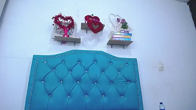 luly pink online show from 01-11-25, 09:57