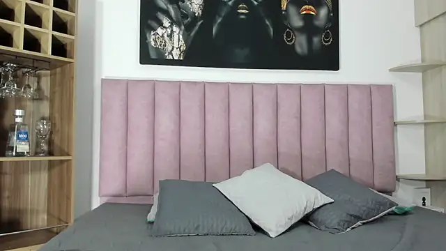 Charlotte wilson online show from 09-19-25, 02:24