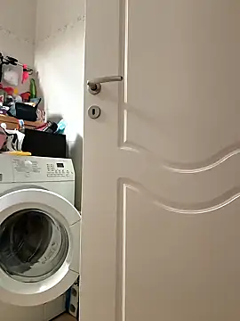 Snapshot of onbifeet chatting on 10-31-25, 06:03 onbifeet online show from 10-31-25, 06:03