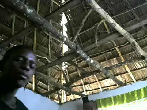 Snapshot of Bigras0011 chatting on 01-17-25, 04:28 Bigras0011 online show from 01-17-25, 04:28