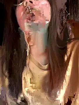 Krixxi22 online show from 11-14-25, 04:17