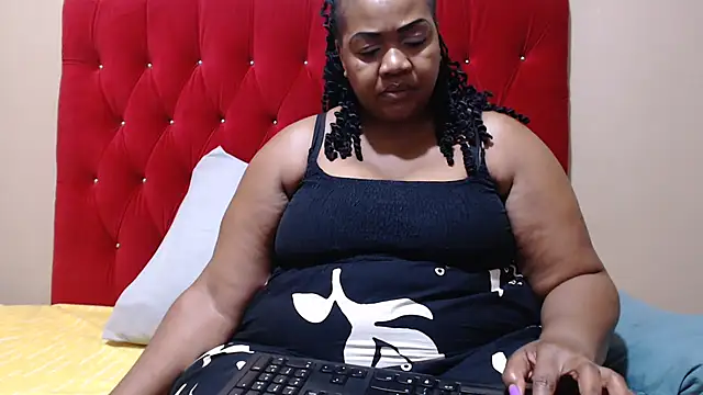 MIGHTYASSS online show from 04-15-26, 07:59