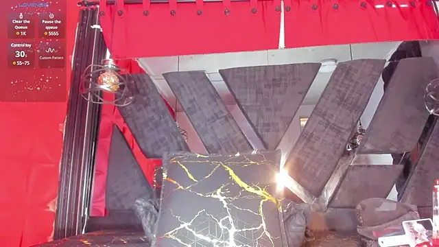 Taylor-hardcore online show from 02-28-25, 05:37