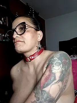 Taylor-hardcore online show from 04-06-26, 04:46