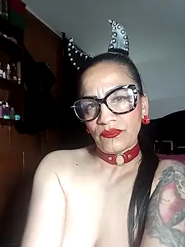 Taylor-hardcore online show from 04-11-26, 11:20