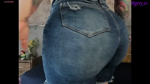 Scarlett grey1 online show from 12-30-24, 12:00