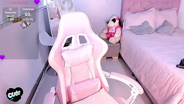 Kenia tompson01 online show from 03-21-25, 06:40