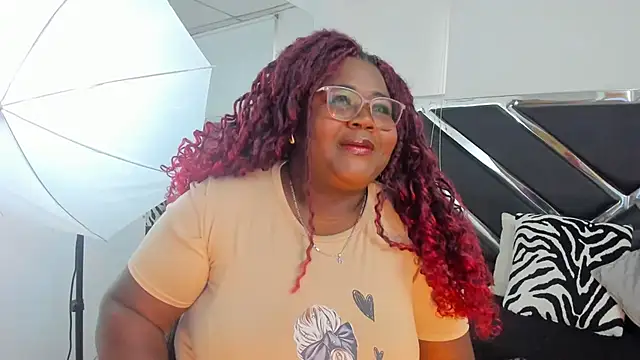 Snapshot of BritannyJhonsons chatting on 10-01-25, 08:37 BritannyJhonsons online show from 10-01-25, 08:37