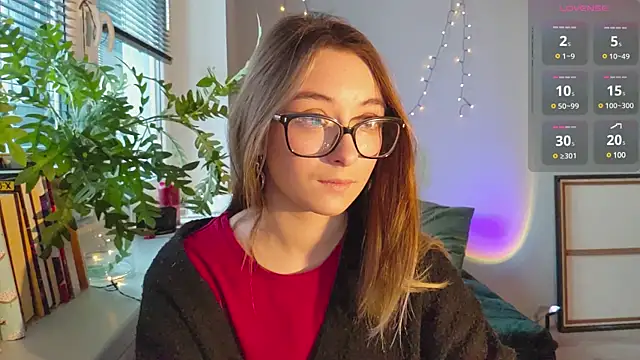 Snapshot of monlight__dana chatting on 12-27-24, 12:12 monlight dana online show from 12-27-24, 12:12