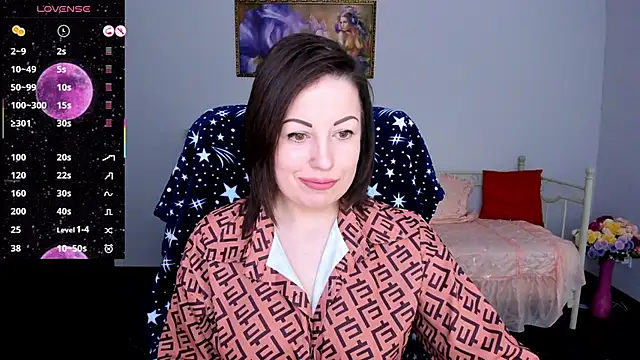 Snapshot of Emily_Midlton chatting on 03-03-25, 07:21 Emily Midlton online show from 03-03-25, 07:21