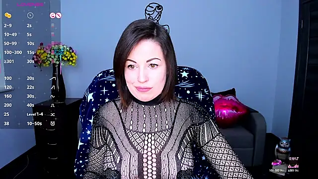 Snapshot of Emily_Midlton chatting on 03-05-25, 09:37 Emily Midlton online show from 03-05-25, 09:37