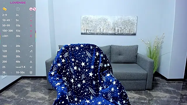 Snapshot of Emily_Midlton chatting on 03-09-25, 01:25 Emily Midlton online show from 03-09-25, 01:25