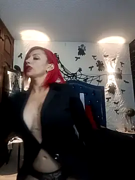 RedQueenMilf online show from 10-22-25, 10:53