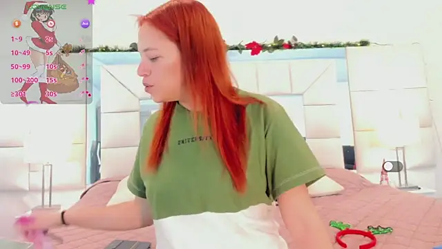 Snapshot of mariana_scott__ chatting on 12-13-24, 08:04 mariana scott   online show from 12-13-24, 08:04