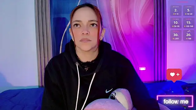 Snapshot of mariana_scott__ chatting on 02-26-25, 11:15 mariana scott   online show from 02-26-25, 11:15