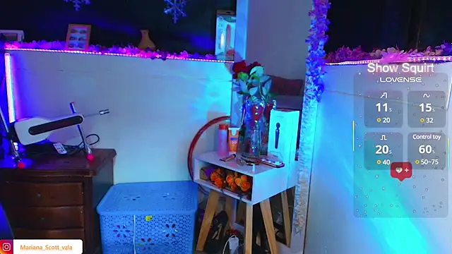 Snapshot of mariana_scott__ chatting on 03-21-25, 02:39 mariana scott   online show from 03-21-25, 02:39
