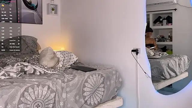 wendy alejo1712 online show from 10-25-25, 10:48