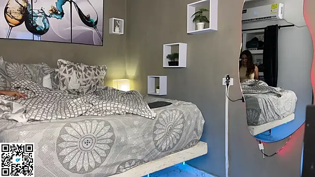 wendy alejo1712 online show from 04-27-26, 03:37