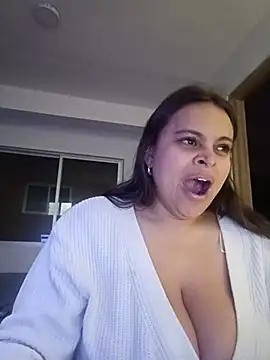 Snapshot of Alex_flair chatting on 11-04-25, 04:22 Alex flair online show from 11-04-25, 04:22