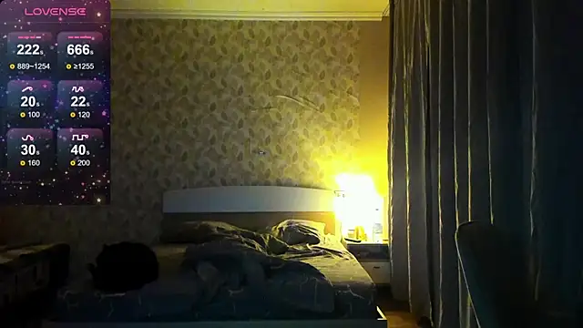 Snapshot of MariaStuart chatting on 12-18-24, 03:00 MariaStuart online show from 12-18-24, 03:00