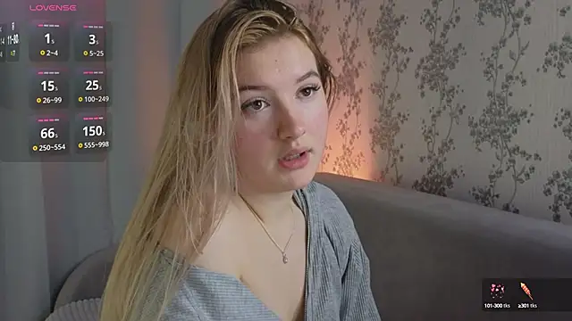 Snapshot of flawless_angell chatting on 03-13-25, 02:49 flawless angell online show from 03-13-25, 02:49