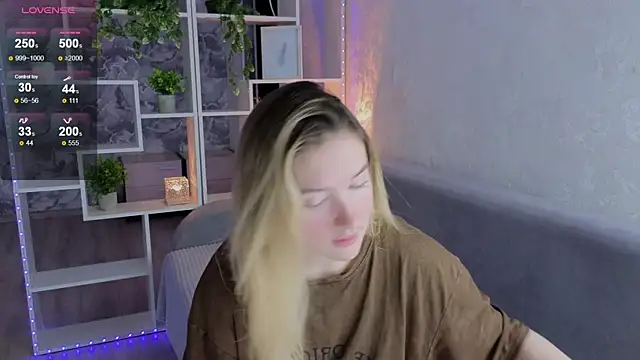 Snapshot of flawless_angell chatting on 10-30-25, 07:36 flawless angell online show from 10-30-25, 07:36