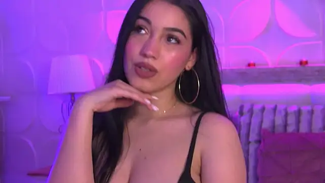 Snapshot of Amy_Sin chatting on 03-22-25, 03:20 Amy Sin online show from 03-22-25, 03:20