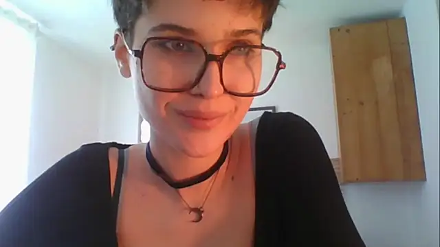 sarah perfect online show from 02-08-26, 03:04