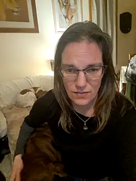 Snapshot of SpiceLea chatting on 12-26-24, 05:51 SpiceLea online show from 12-26-24, 05:51