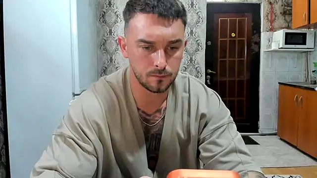 Jonmusclemaster online show from 06-07-26, 08:12
