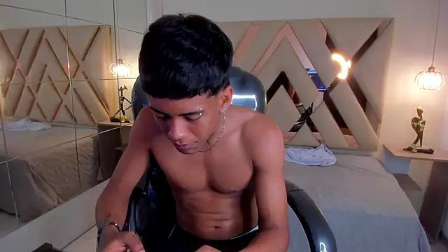 Alan Cute18 online show from 02-16-26, 01:40